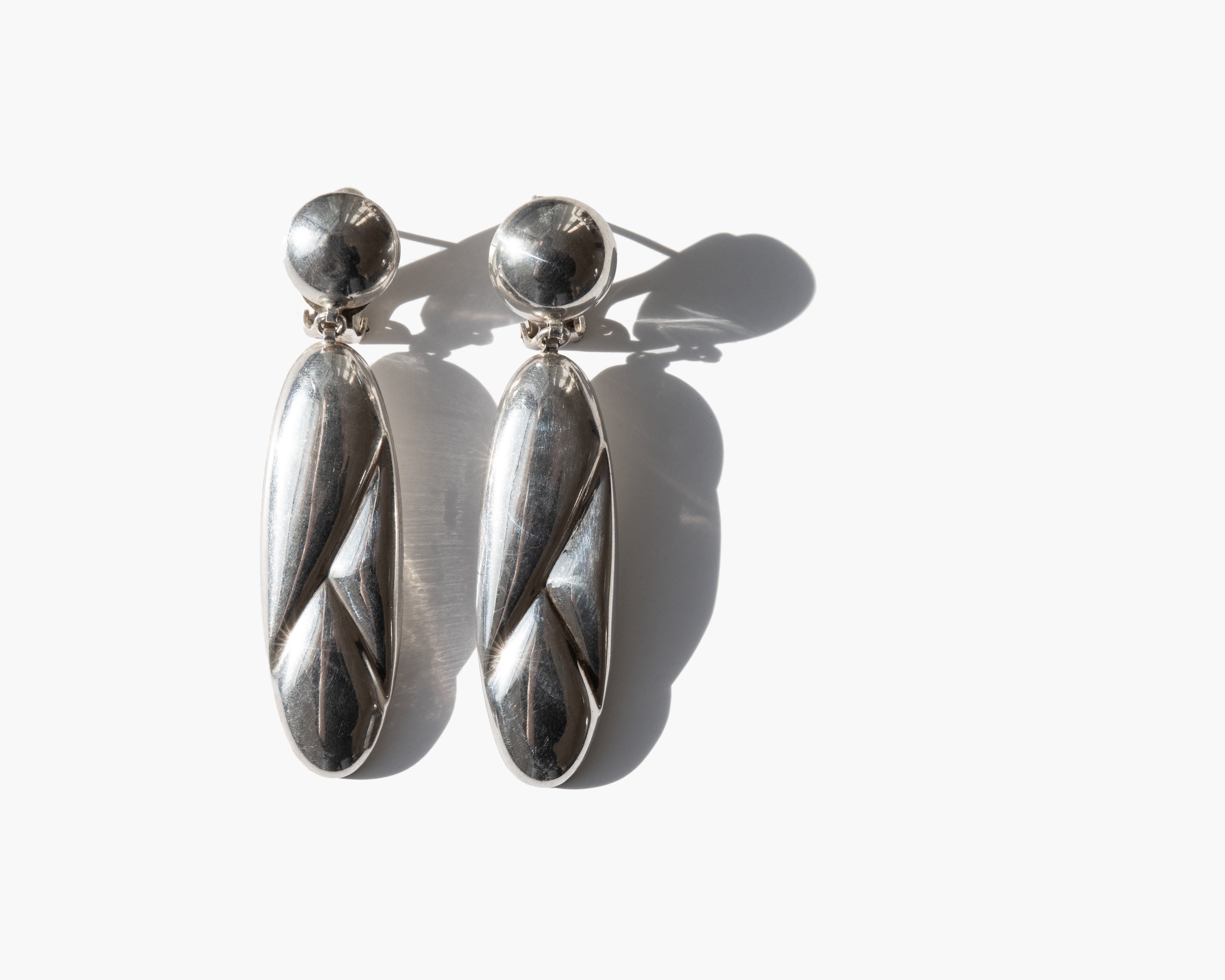 Éluard Earrings