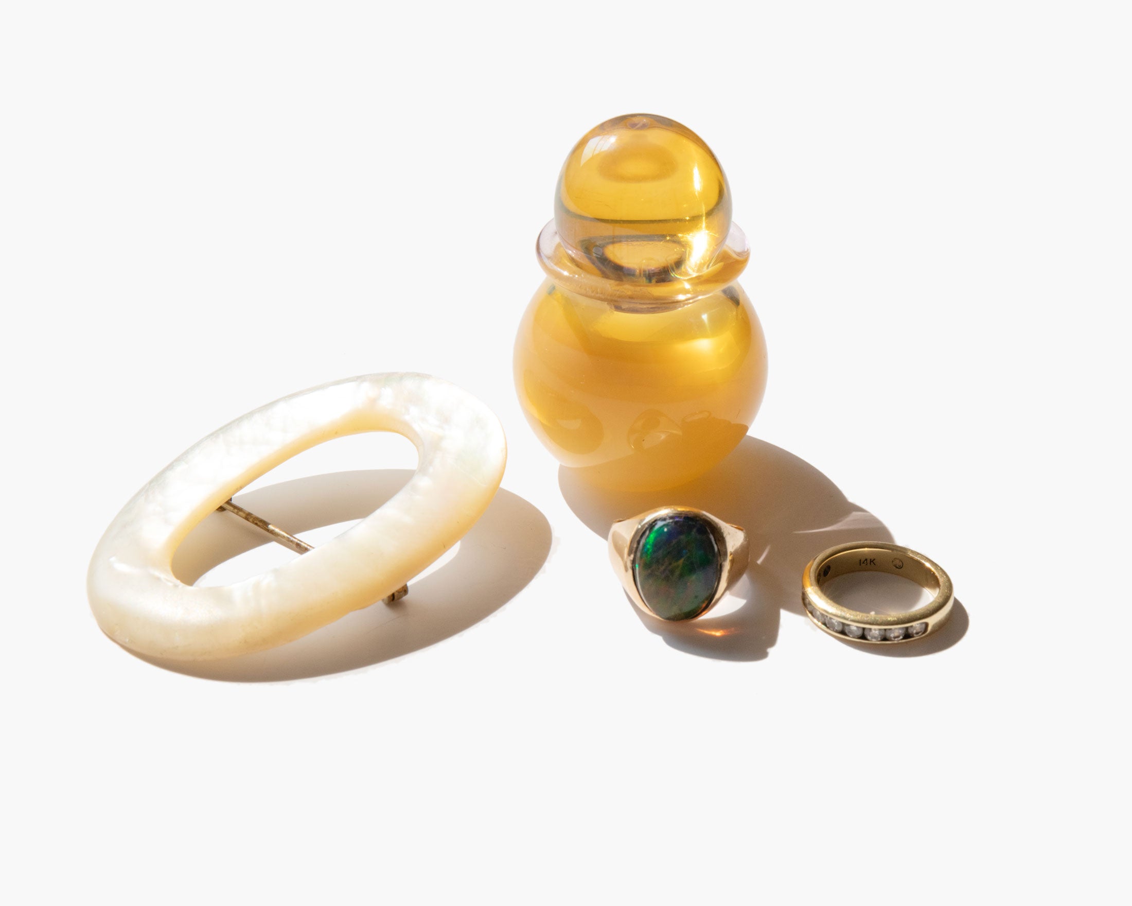 Oculus Brooch