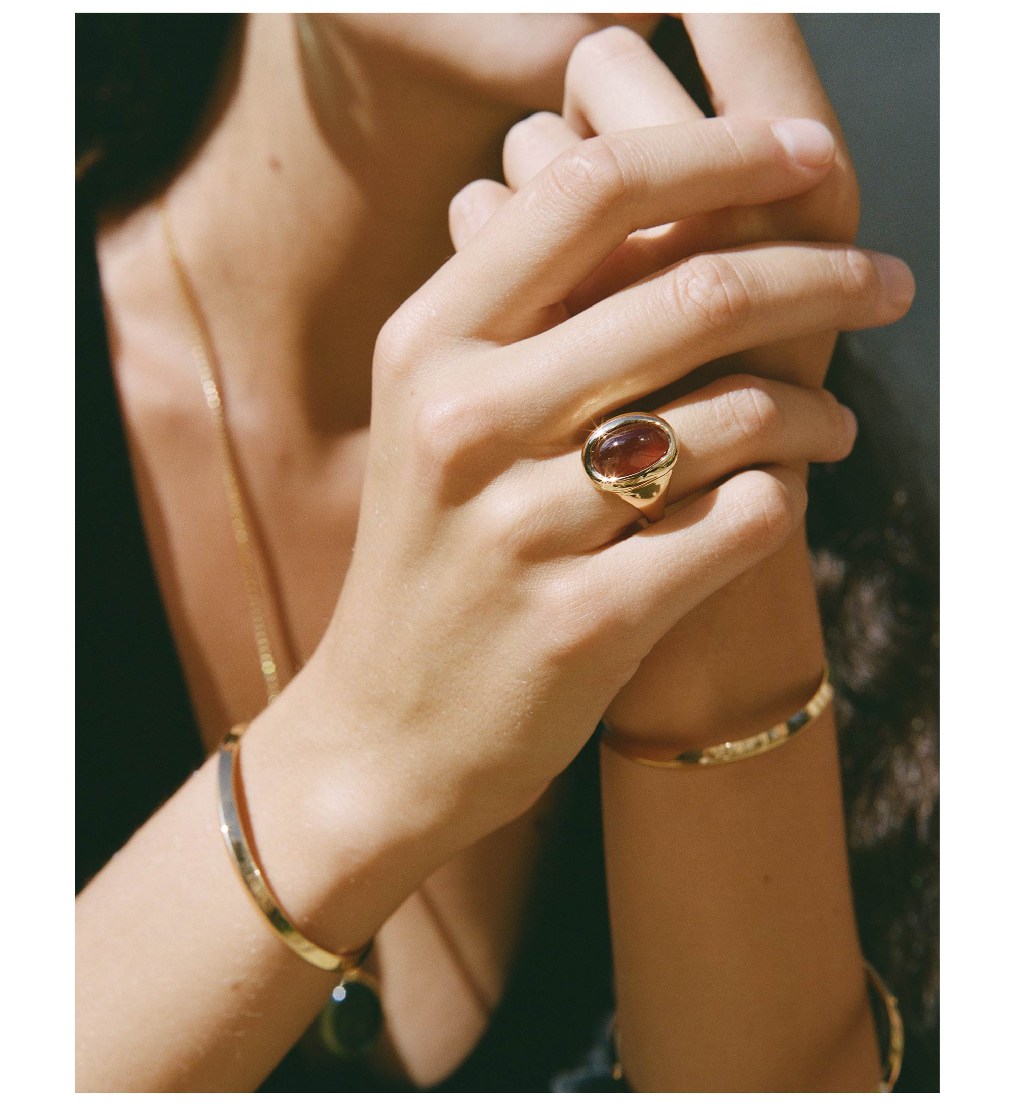 Lux Occulta Ring Garnet