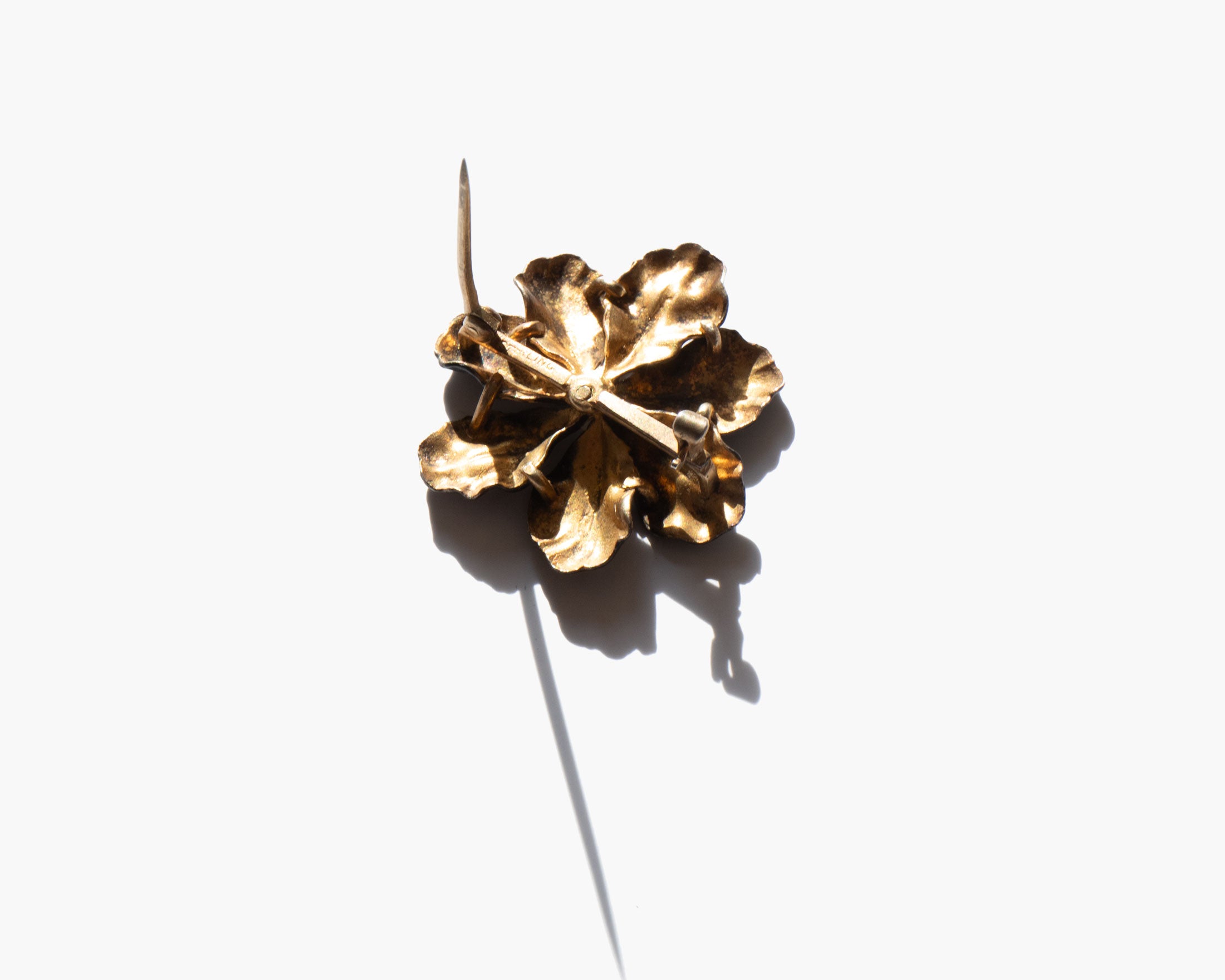 Pensée Brooch
