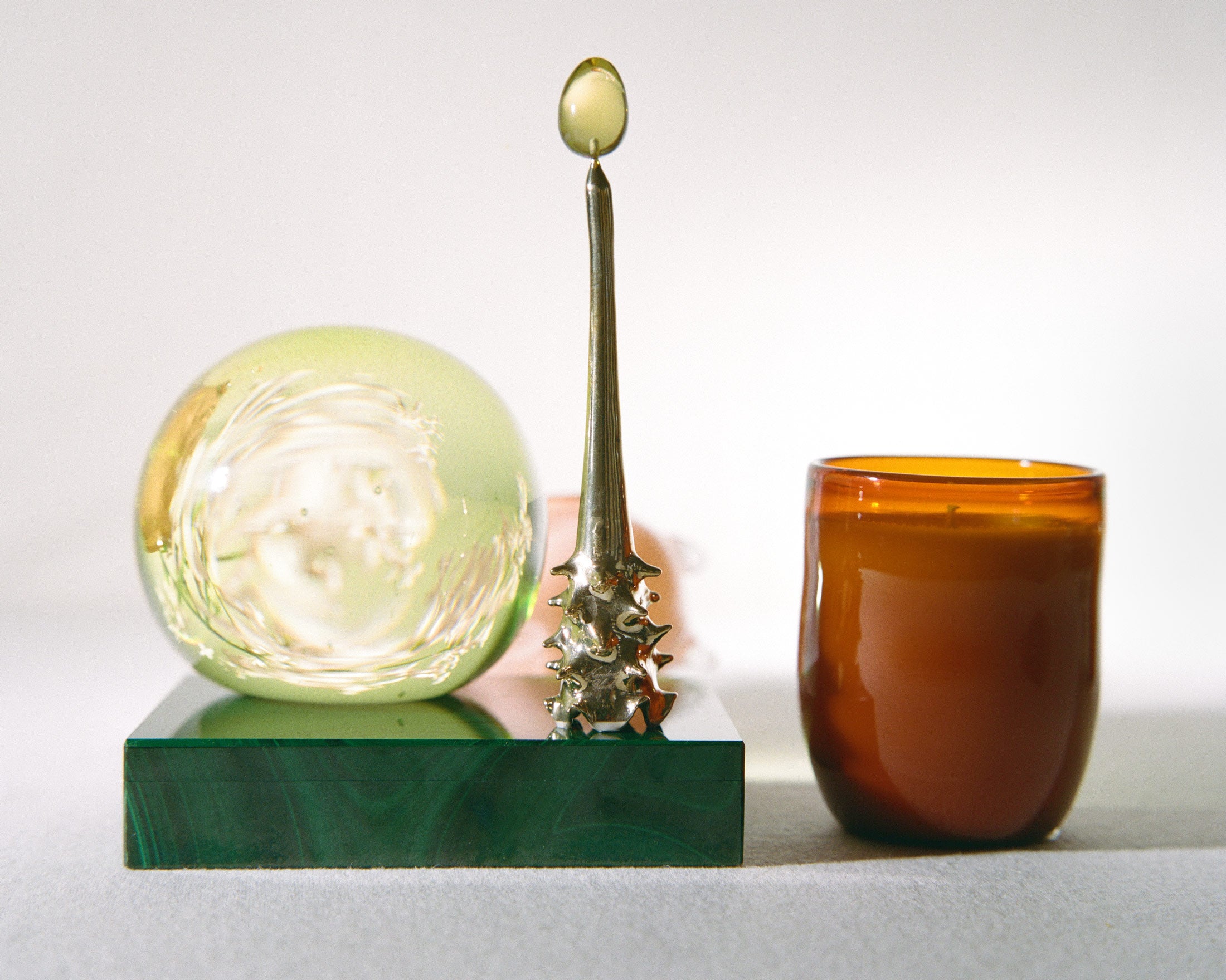 The Oracle Snuffer