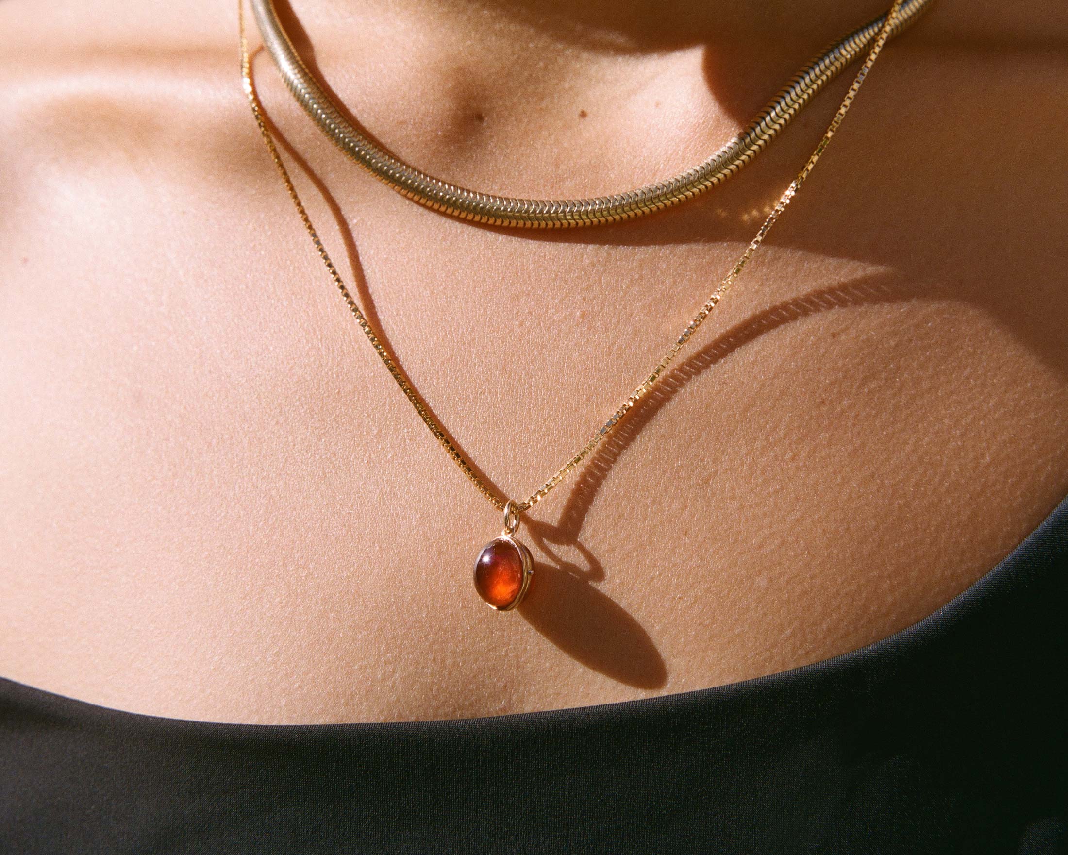 The Trance Locket Garnet