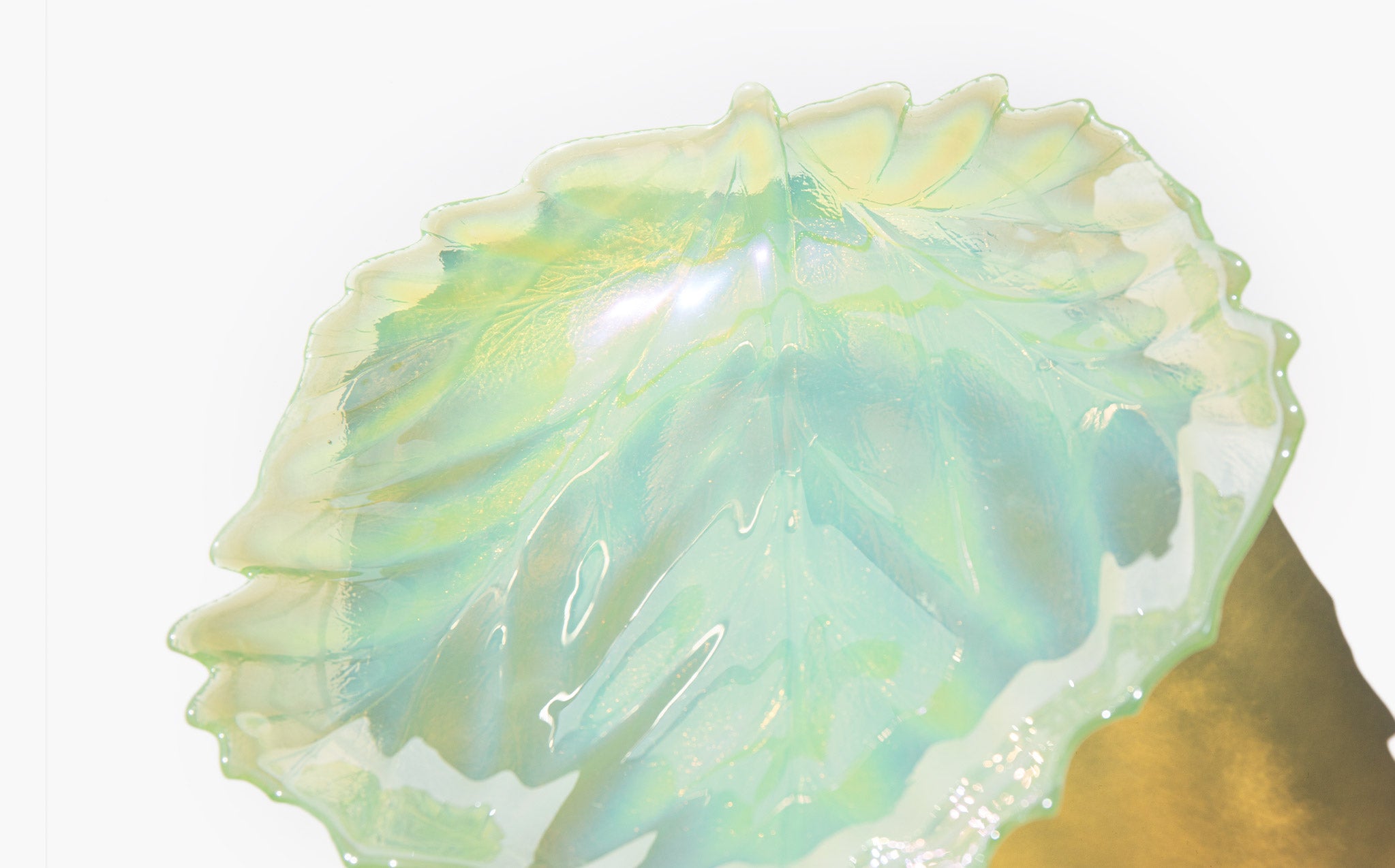 Orchardleigh Glass Leaf Plate