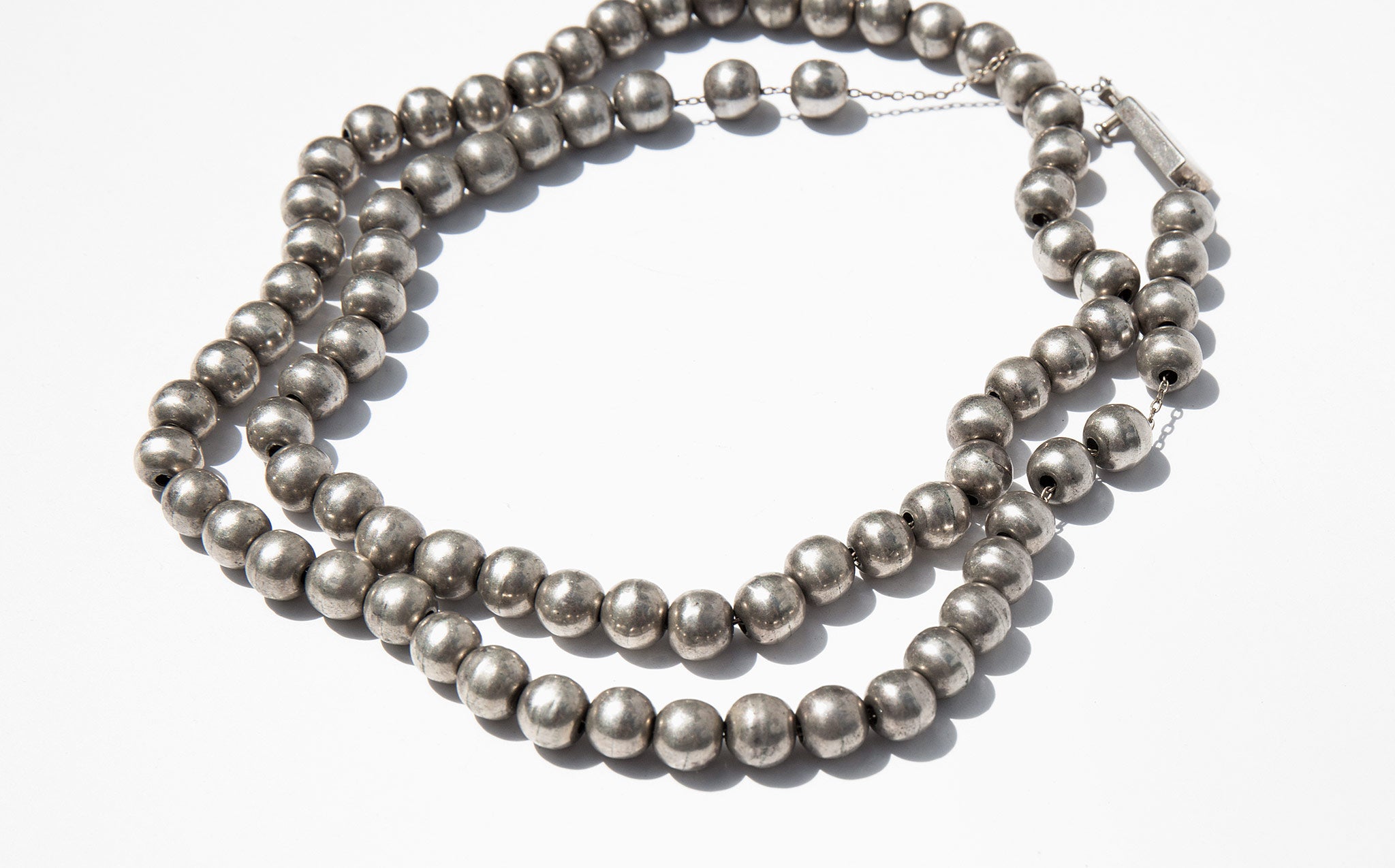 Silver Pearls Wrap Choker