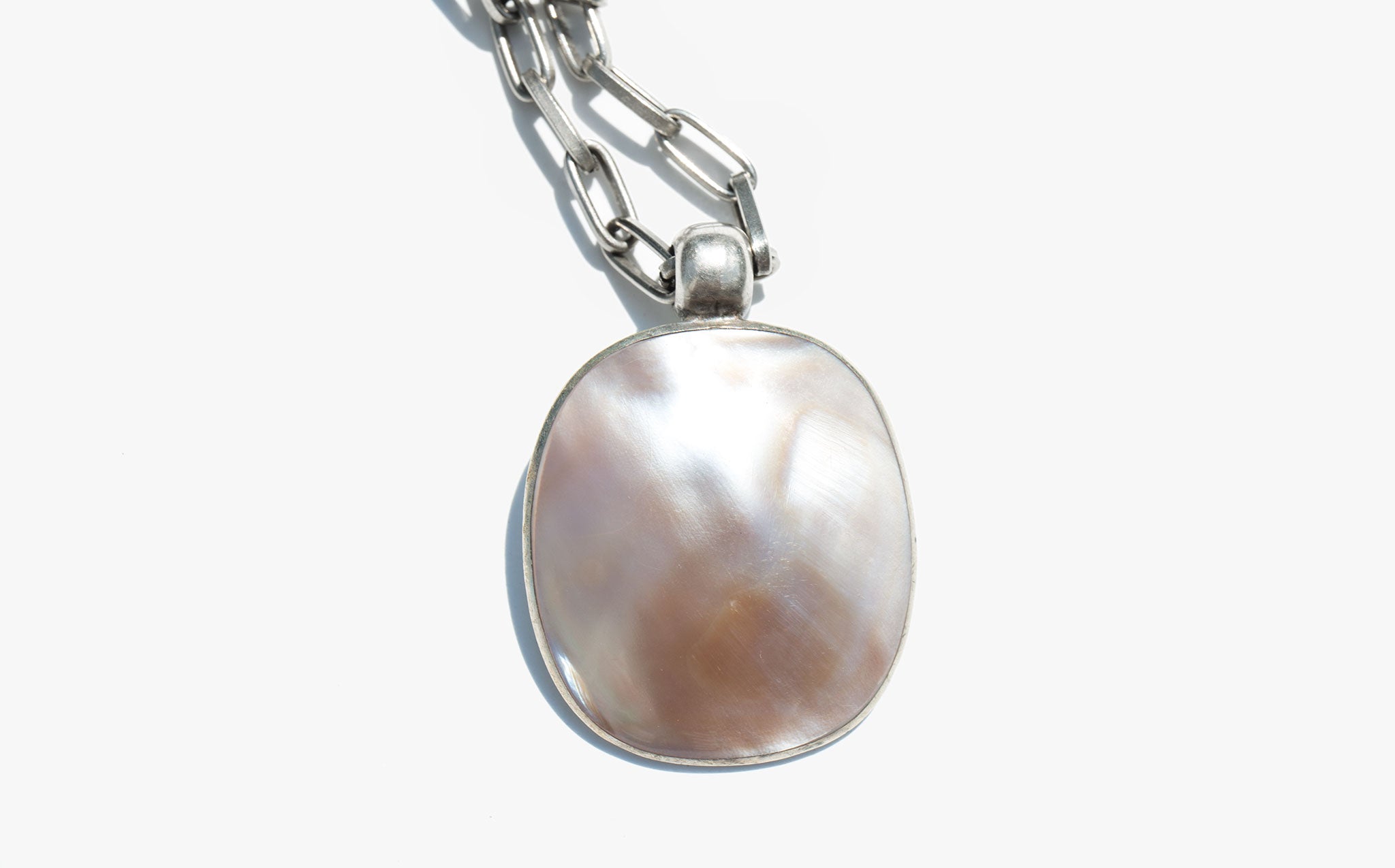 Vintage Mexican Mother of Pearl Pendant Necklace