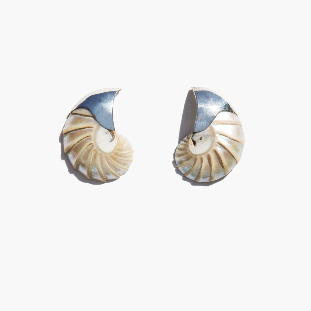 Delphin Earrings