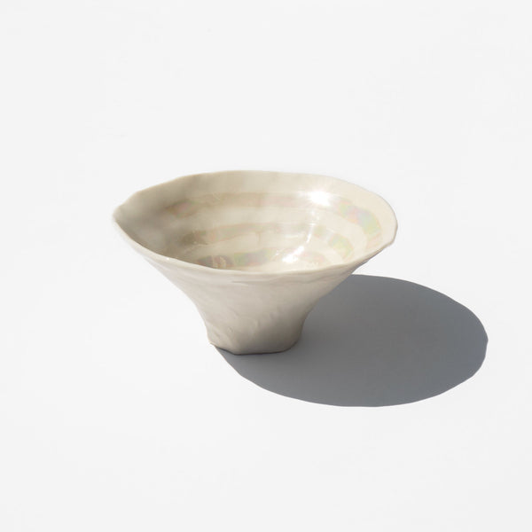 Isabel Halley Mother of Pearl Pinch Pot